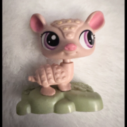 Littlest pet shop 